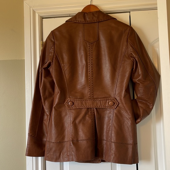 Danier brown double breasted leather jacket - Picture 3 of 6
